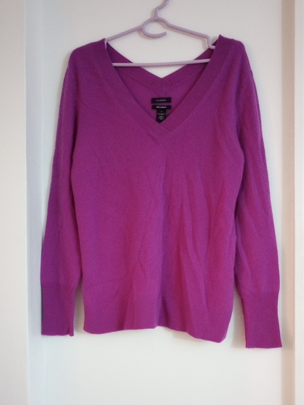 Halogen 100% Cashmere Purple V-Neck Sweater Size M
